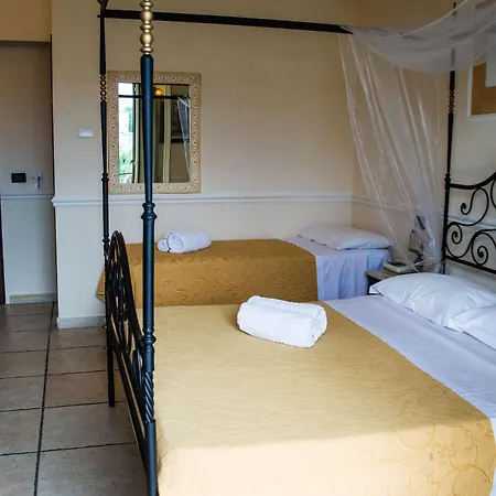 & Linda Hotel Giardini-Naxos