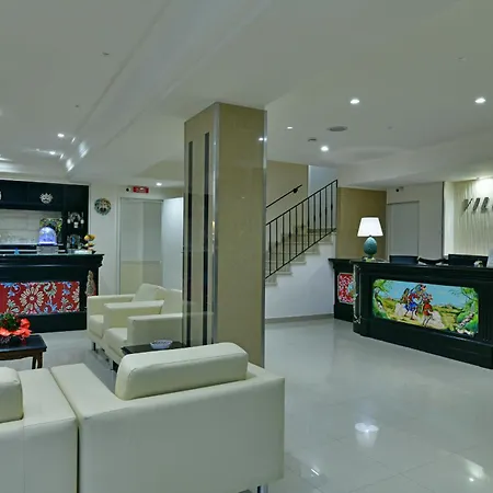 & Linda Hotel Giardini-Naxos