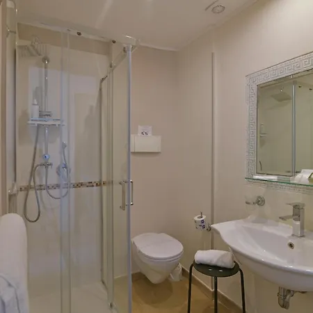 & Linda Hotel Giardini-Naxos