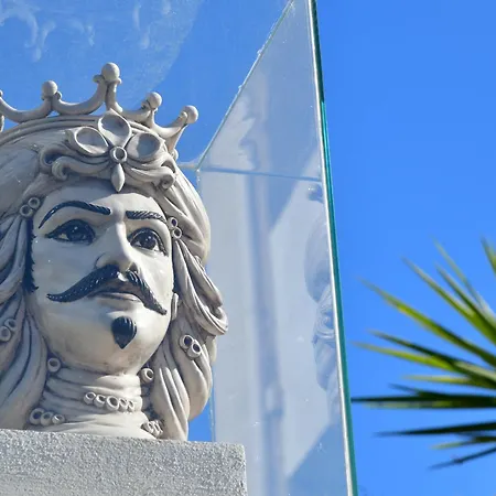 & Linda Hotell Giardini Naxos