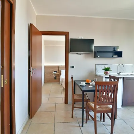 Hotell & Linda Giardini Naxos
