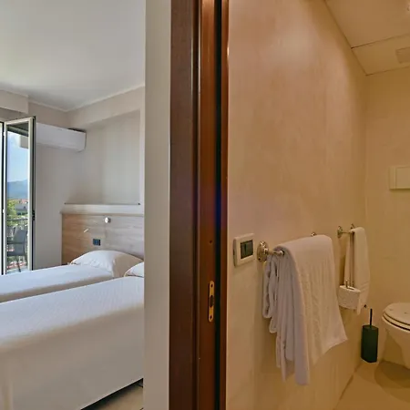 Hotell & Linda Giardini Naxos