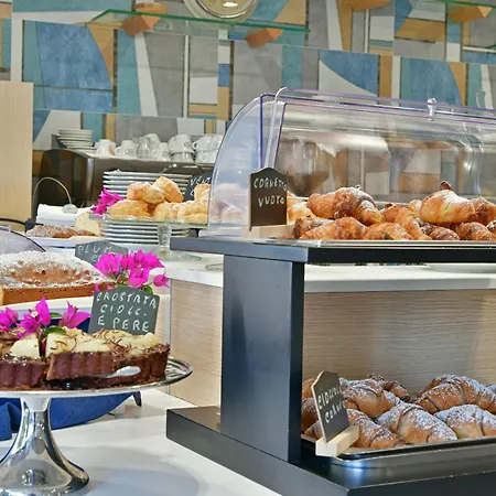 & Linda Otel Giardini Naxos