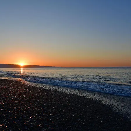 & Linda Giardini Naxos