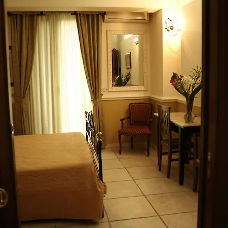 & Linda Hotel Giardini-Naxos